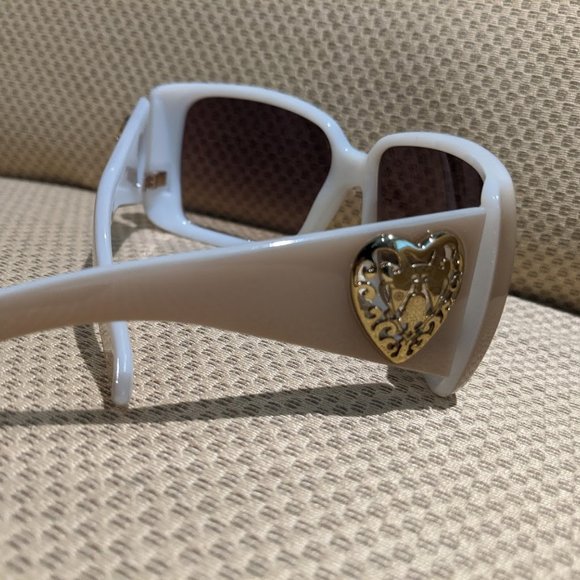 Gucci 3058/S Sunglasses with Gold Heart main image 9